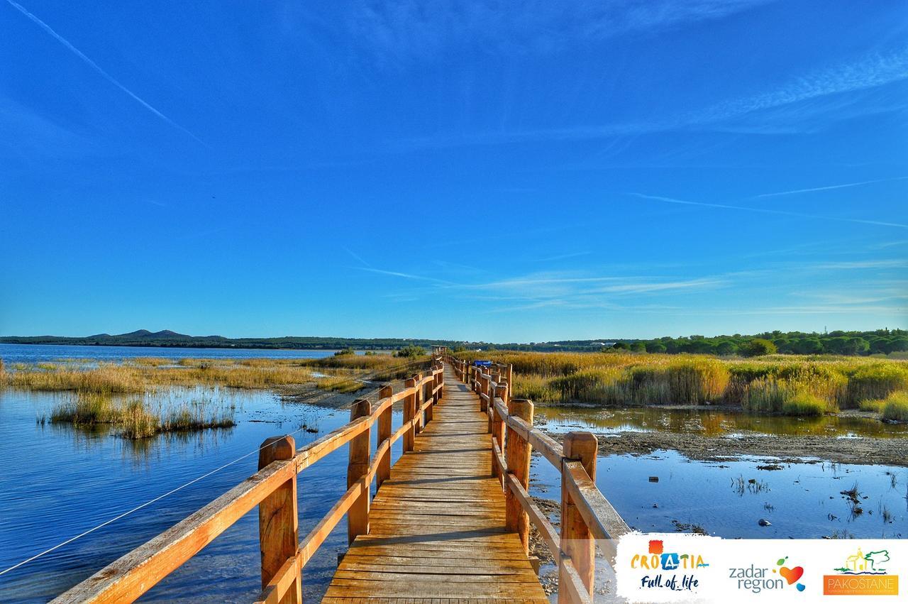 Camping Vransko Jezero - Crkvine Pakostane Exterior photo