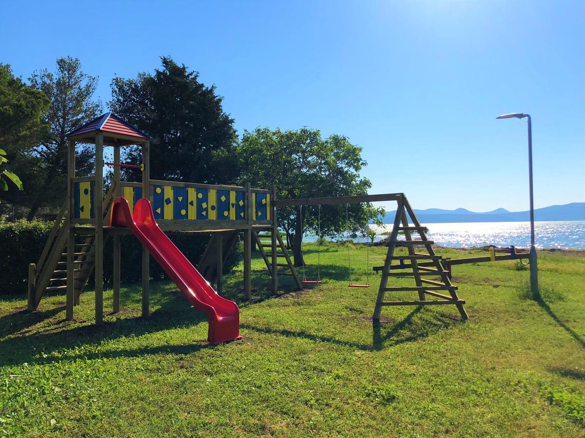 Camping Vransko Jezero - Crkvine Pakostane Exterior photo