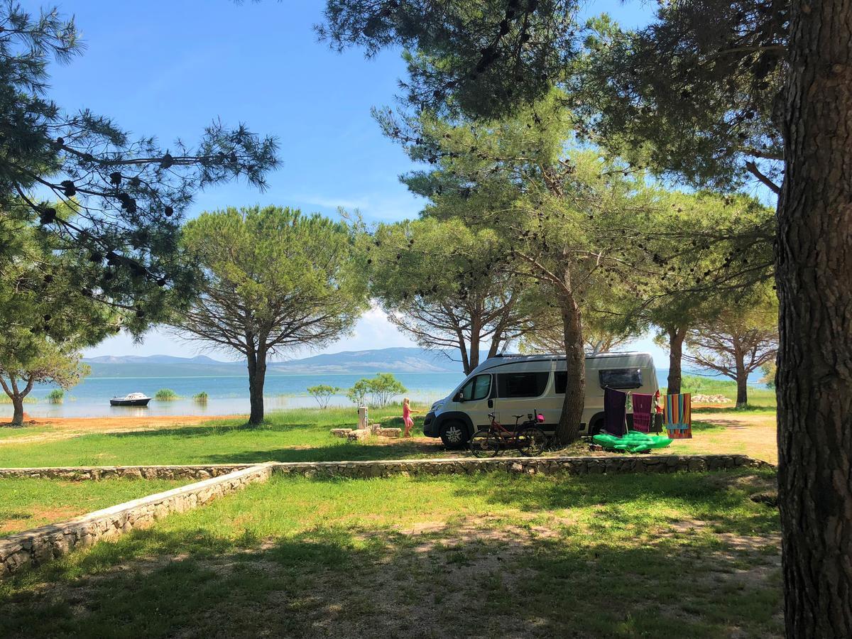 Camping Vransko Jezero - Crkvine Pakostane Exterior photo