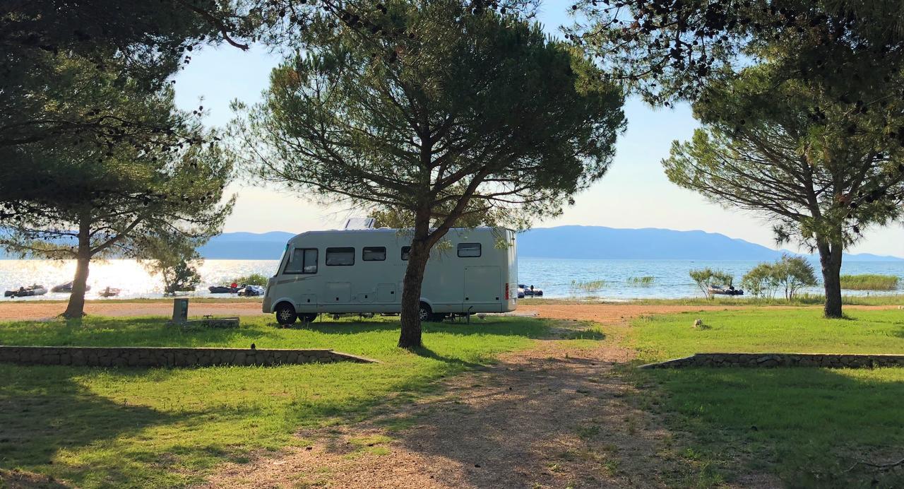 Camping Vransko Jezero - Crkvine Pakostane Exterior photo